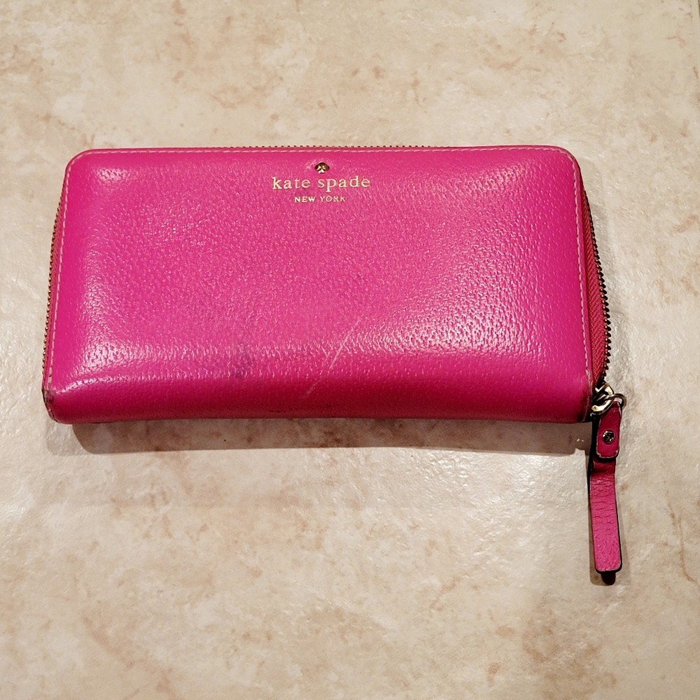Kate Spade New York Leather Zip Around Full Size Wallet Pink